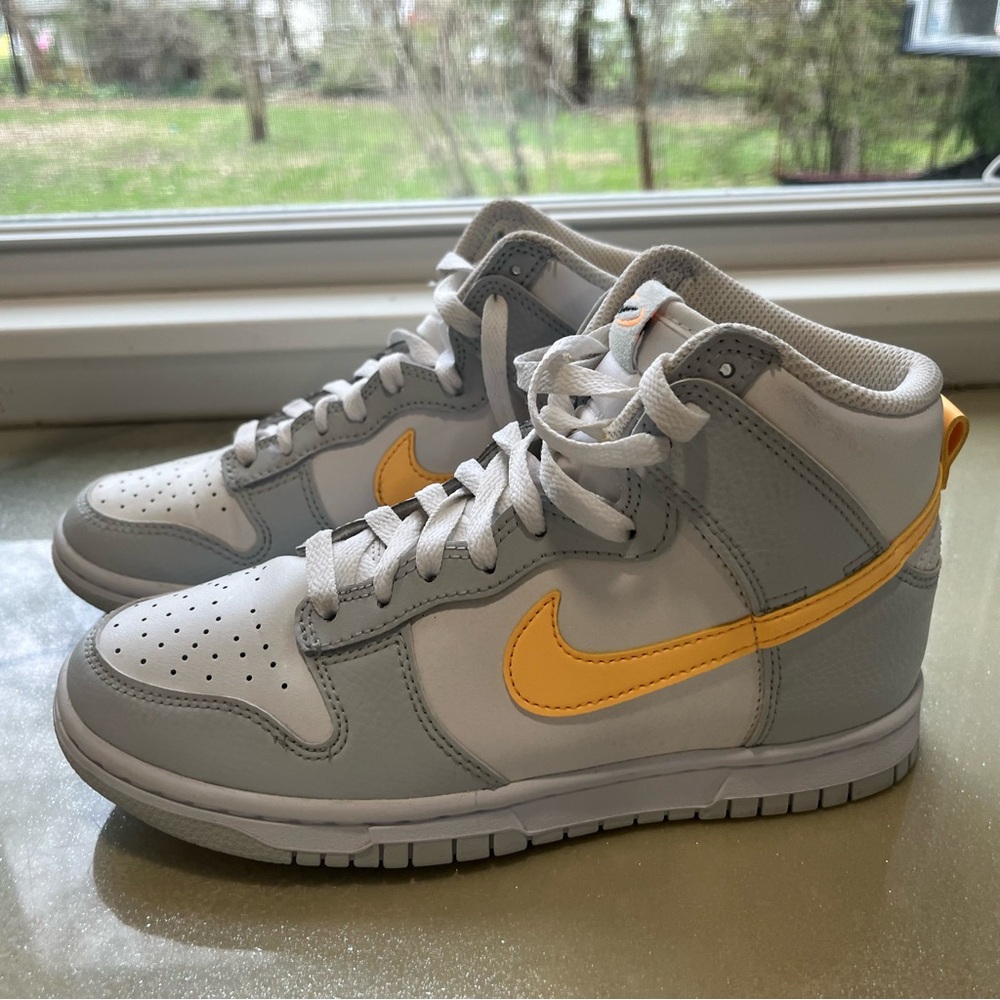 Nike High-Top Sneakers in Melon Tint